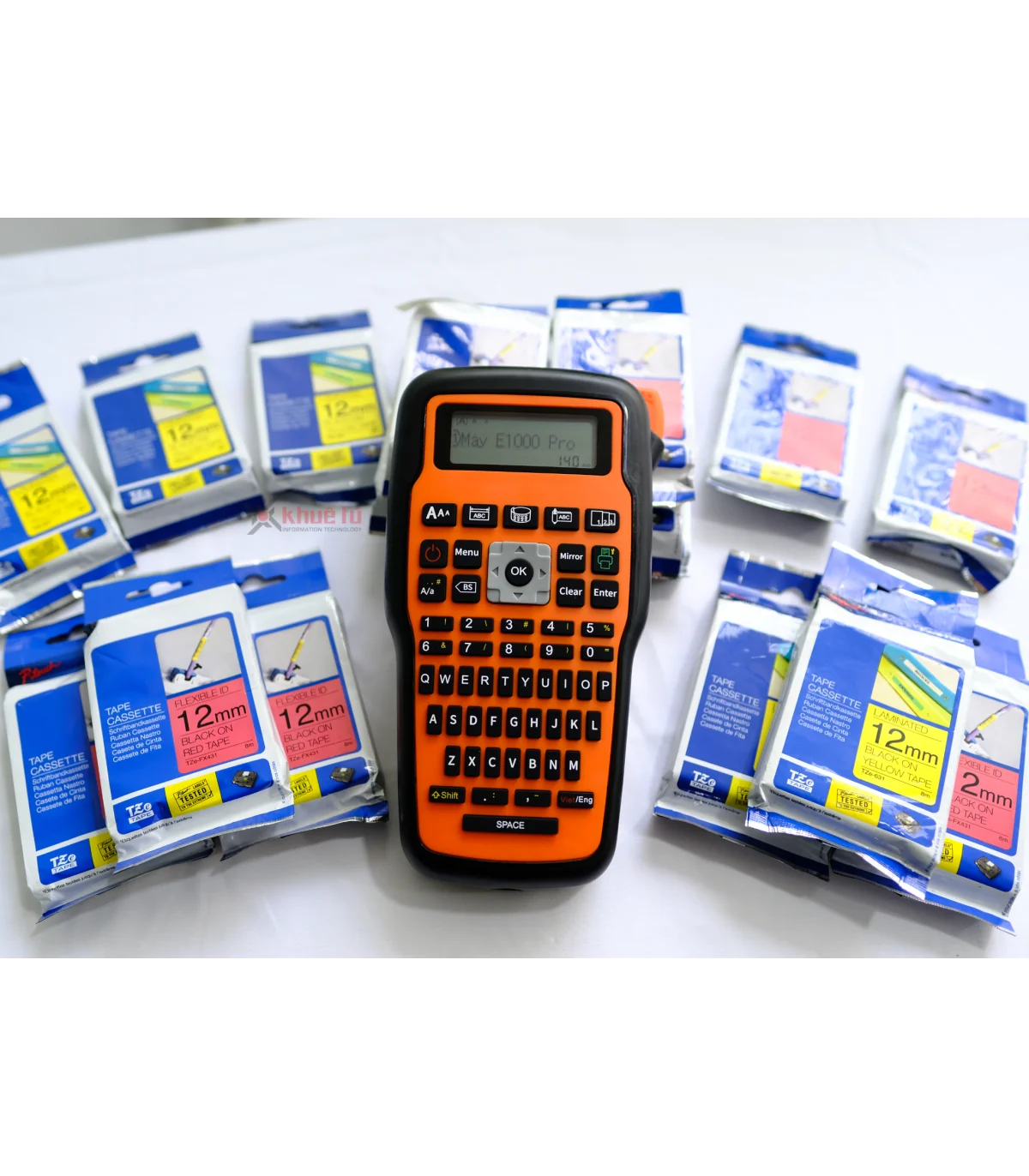 Máy in nhãn cầm tay E1000 PRO - Cáp Sạc USB - Tiếng Việt | AIMO Việt Nam