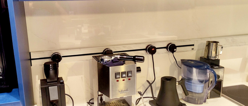 Điện Line8 - Giải Pháp Cho Nhu Cầu Phát Sinh Nhiều Ổ Cắm Điện Tại Một Khu Vực Cố Định Trong Gia Đình Và Doanh Nghiệp